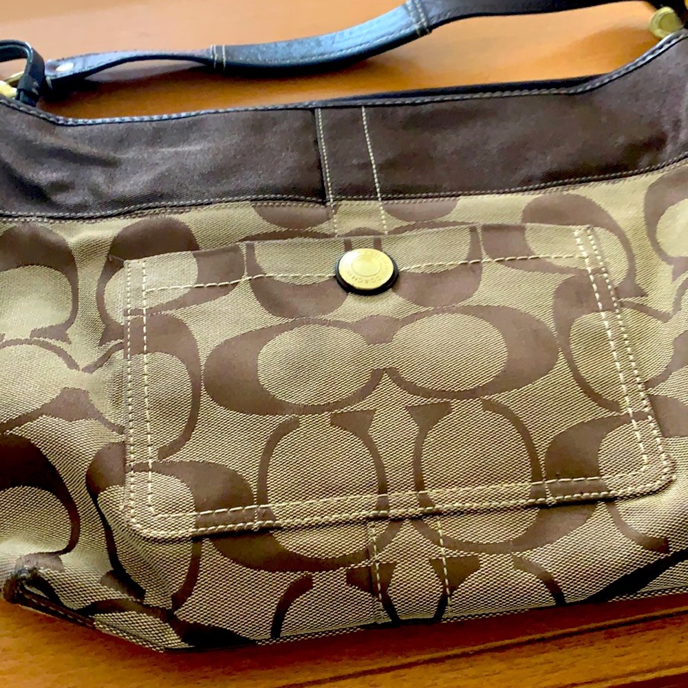 Coach shoulder bag